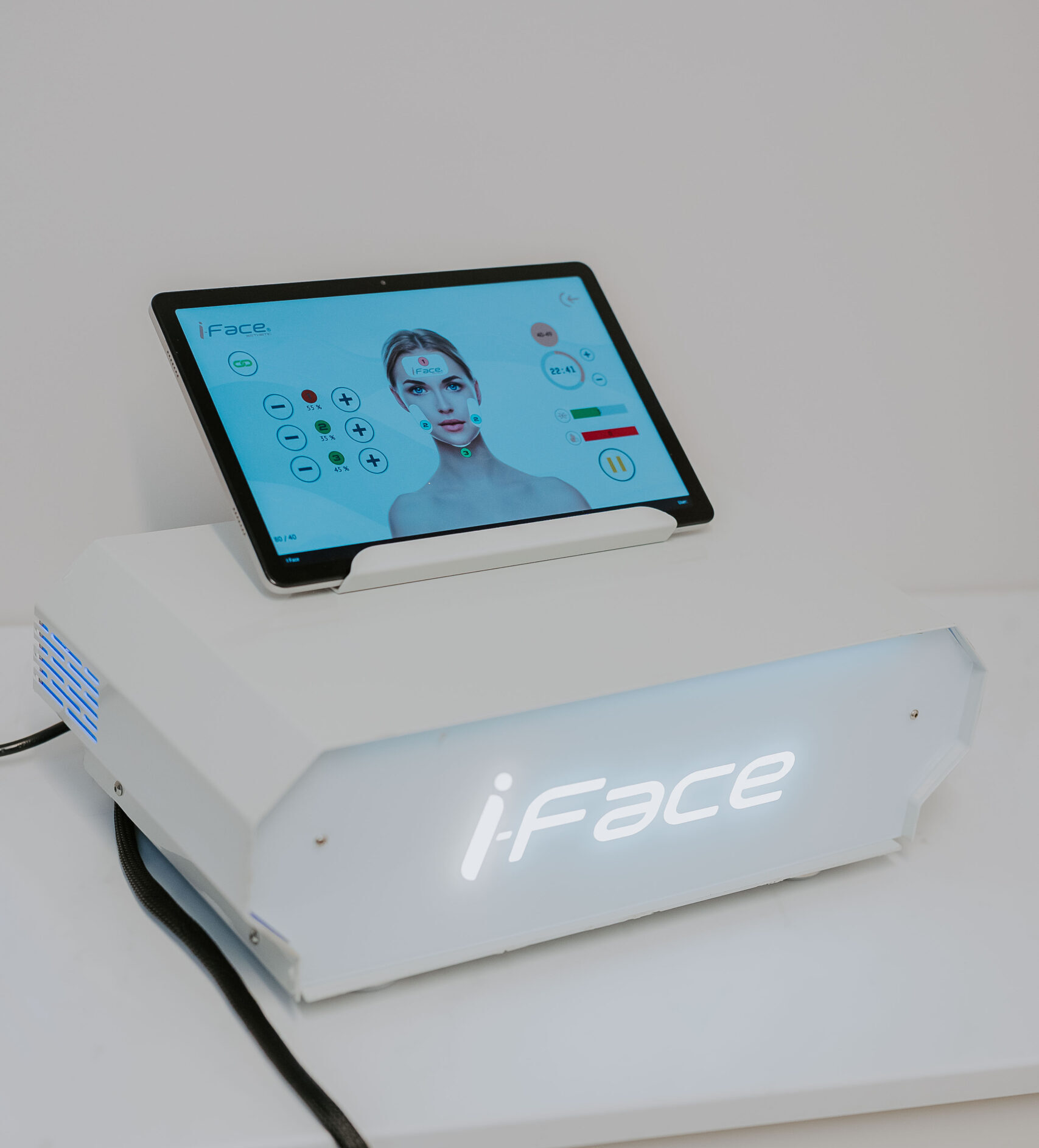 Näo EMS protseduuri aparaat